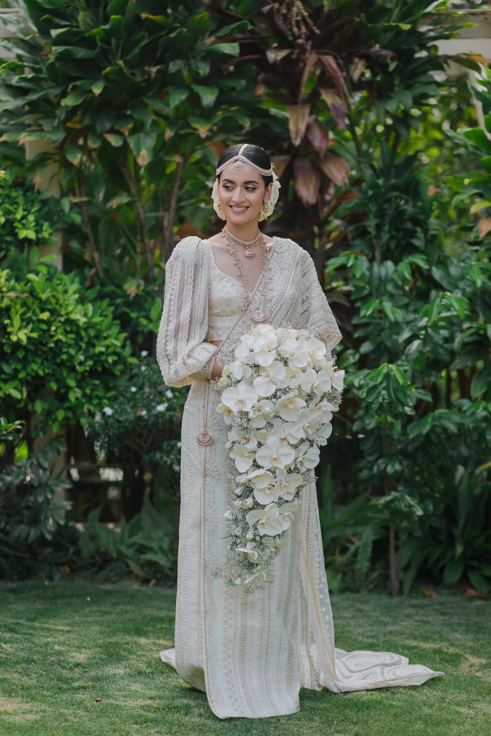 Classic Pintharu bridal couture